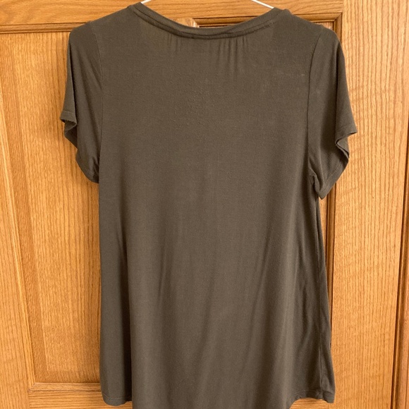 ModCloth Soft Jersey Olive Green V-Neck XS T-Shirt - Picture 2 of 4